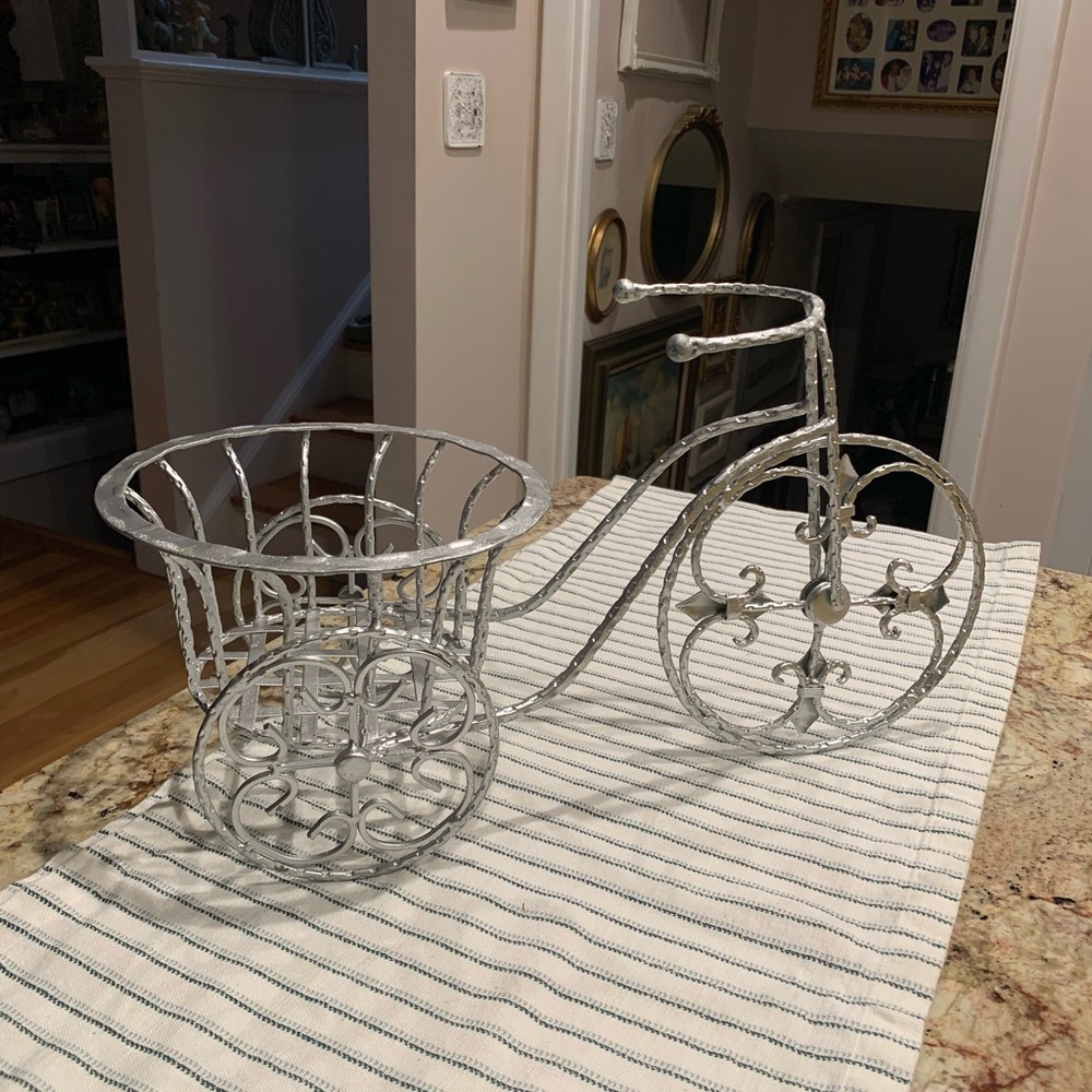Garden Decor Silver Metal Bicycle Planter Stand